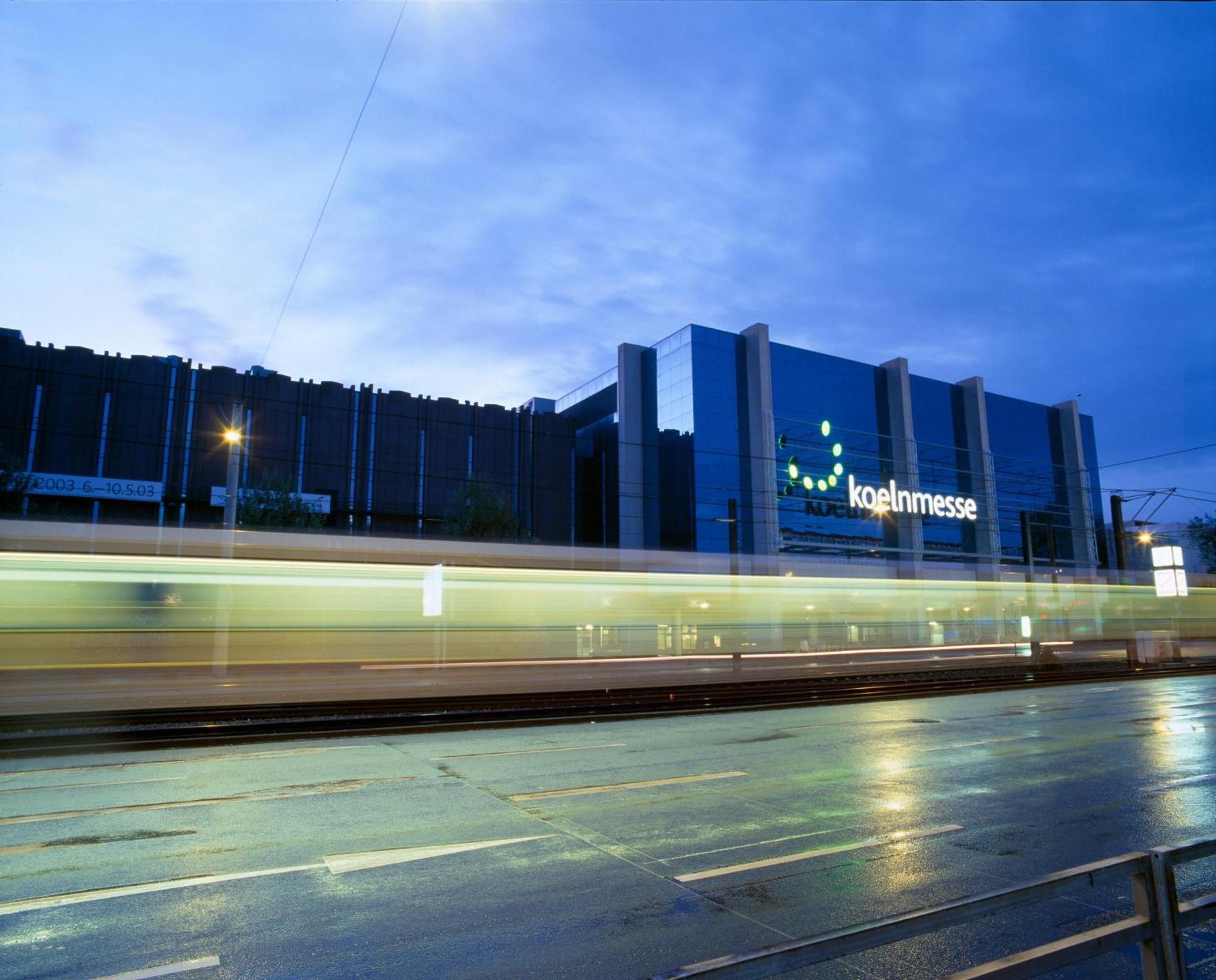 Hotel Alt Deutz City-Messe-Arena Kontaktloser Self Check-In Köln Exterior foto